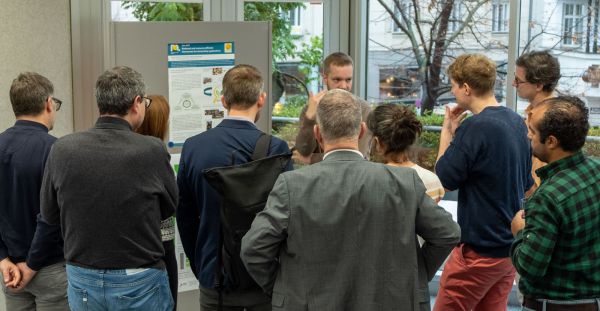 Die Teilnehmer:innen beim Networking